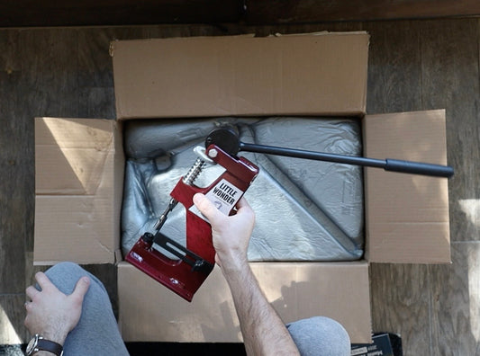 Weaver Leather Little Wonder Rivet Machine - Unboxing & Setup